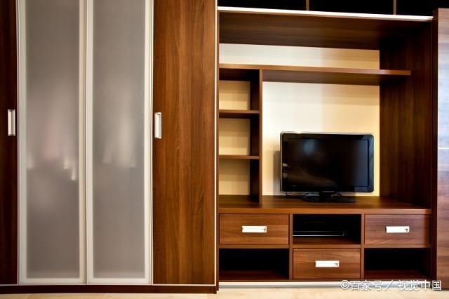 从设计师闺蜜那里取经，定造衣柜必要把稳的“3个处所”，别忽视